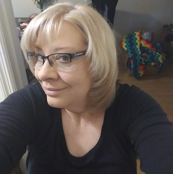 Meet your Posher, Paula - Picture 1 of 1